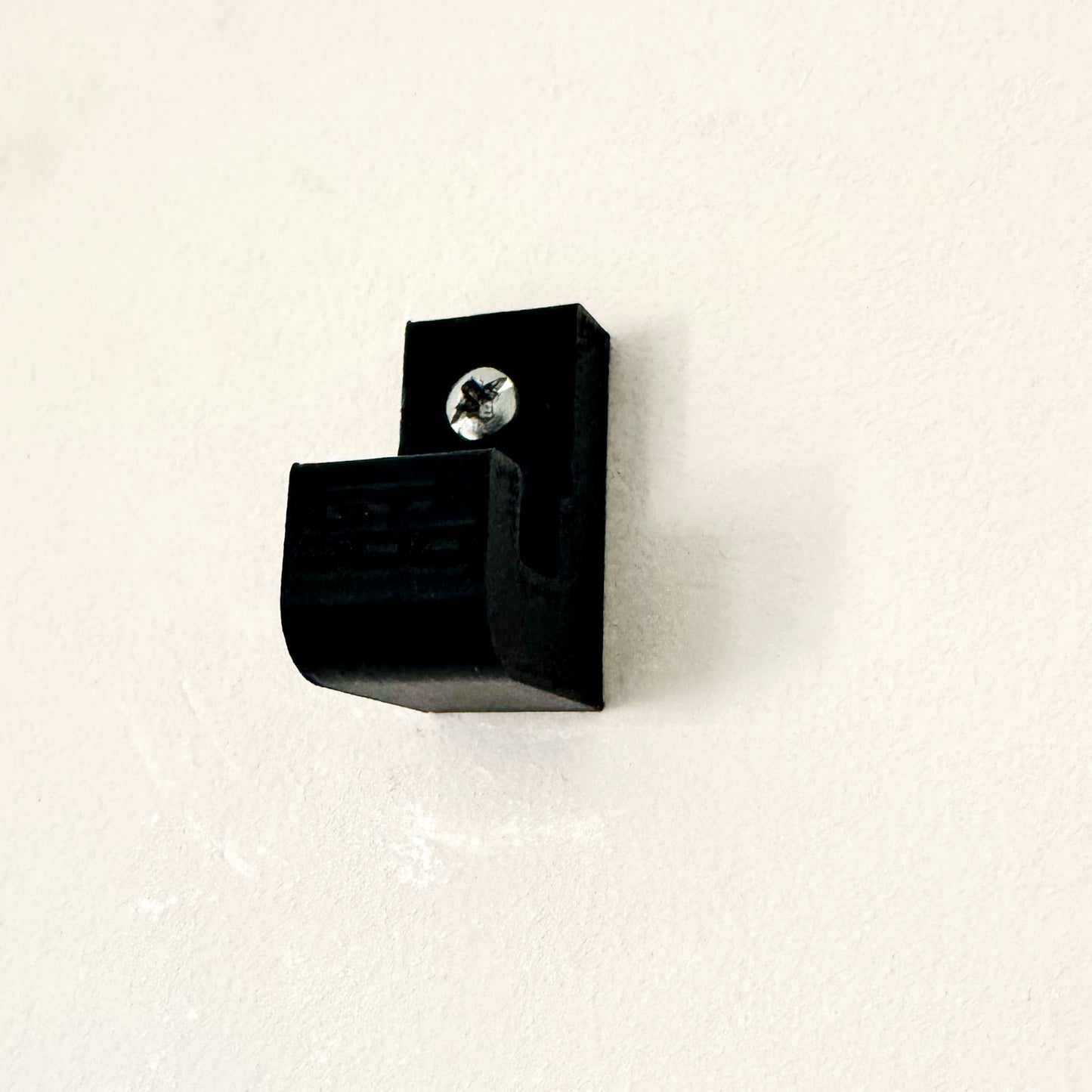 Vertical Wall Mount for LEGO® Technic Ford Mustang Shelby GT500 42138