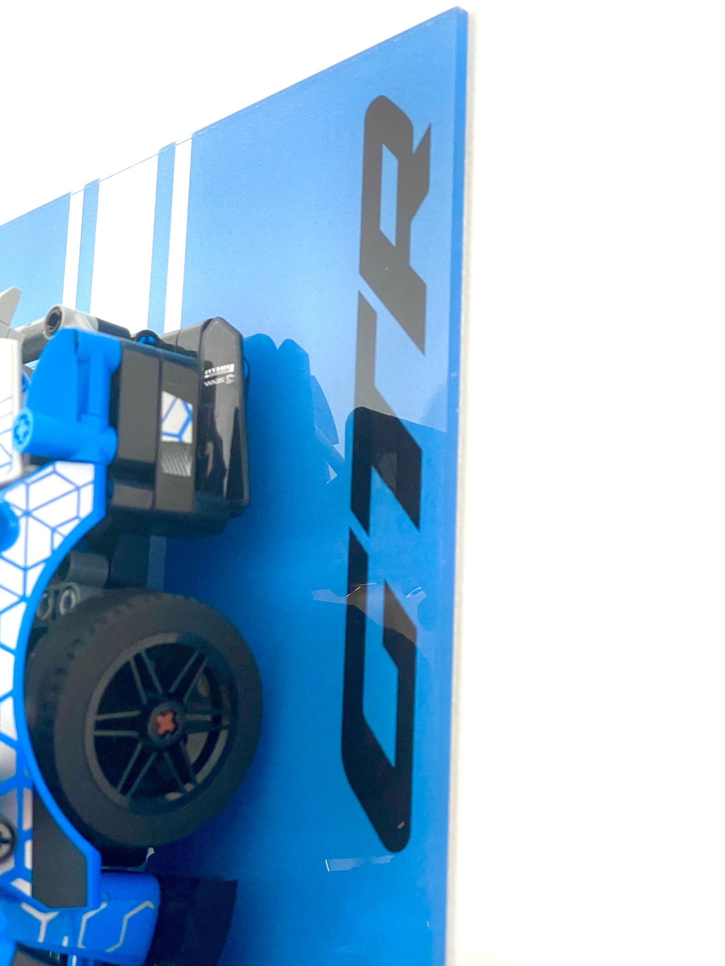 Wall Mount Display for LEGO® Technic McLaren Senna GTR™ 42123 in Acrylic